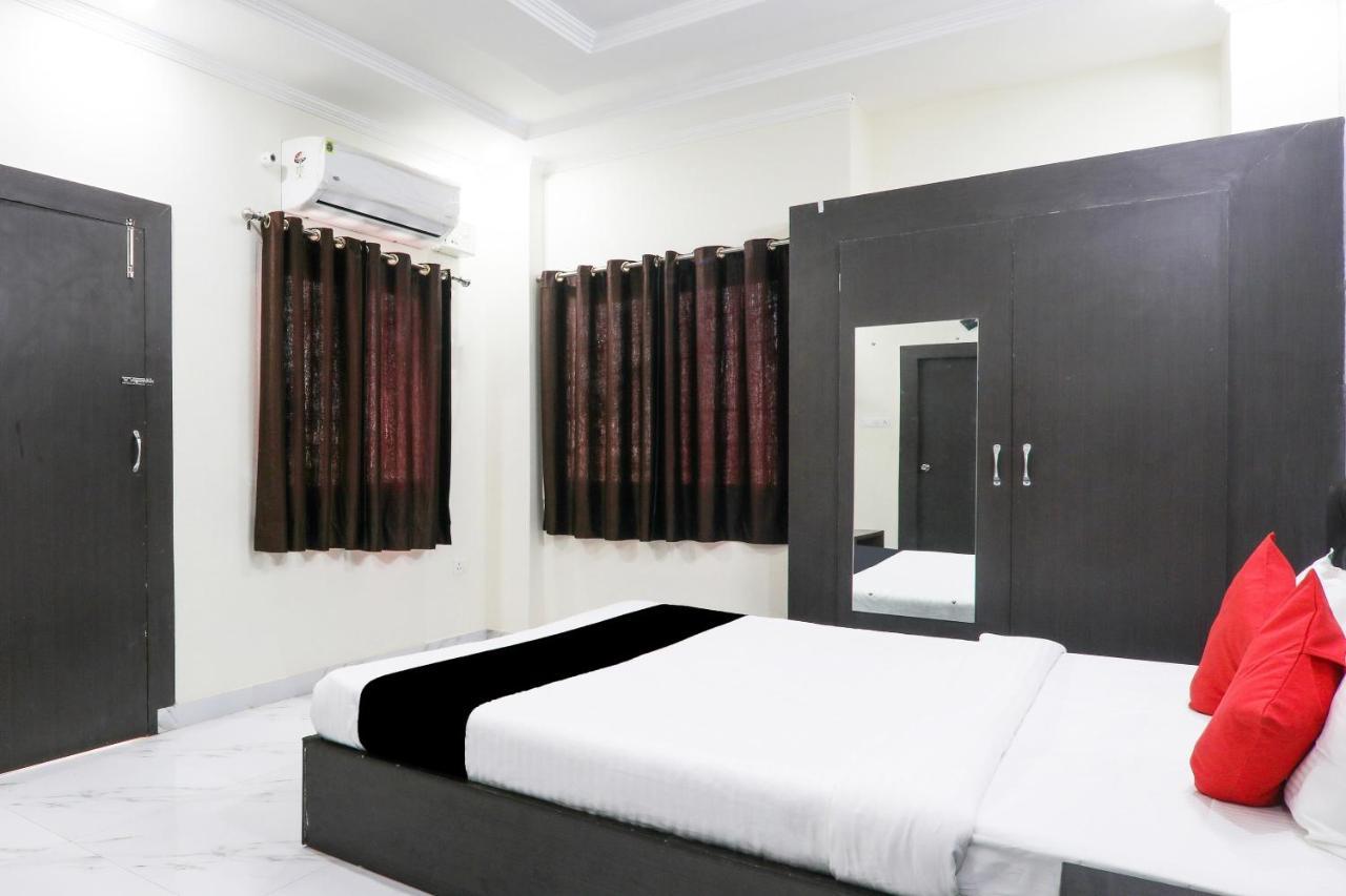 Super Oyo Capital O 78105 Hotel Figtree Premier Patna  Exterior photo