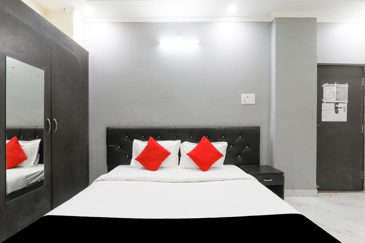 Super Oyo Capital O 78105 Hotel Figtree Premier Patna  Exterior photo