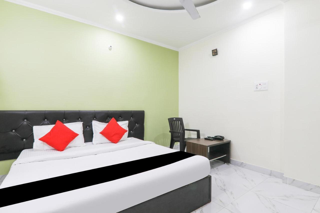Super Oyo Capital O 78105 Hotel Figtree Premier Patna  Exterior photo